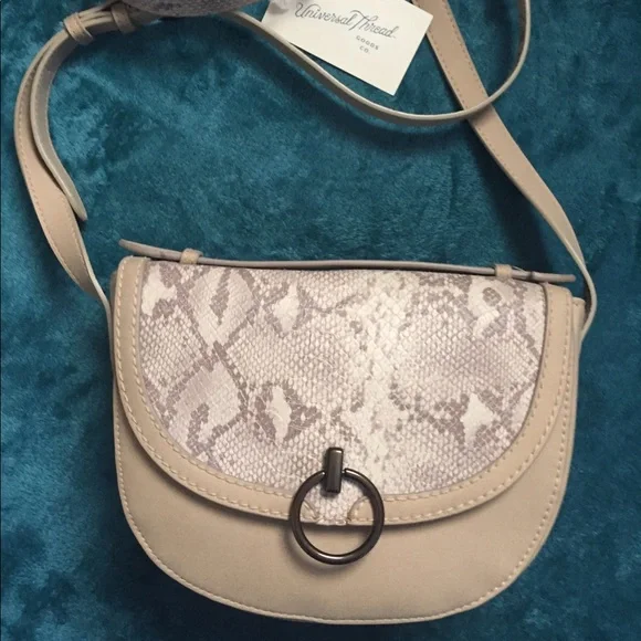 Universal Thread Tan Snakeskin Crossbody New - Picture 2 of 13